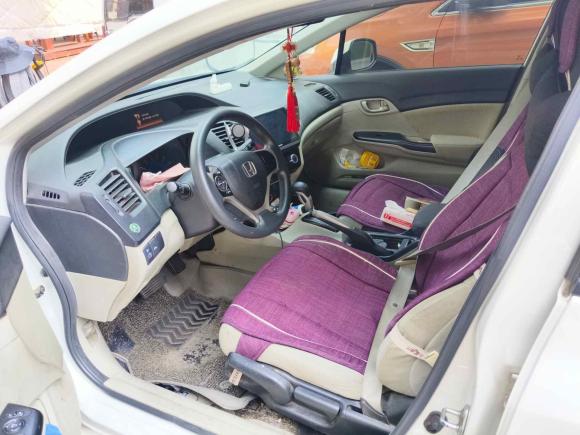[武汉·鄂A] 二手本田思域2014款 1.8L 自动舒适版