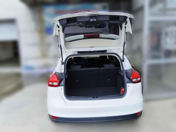 [无锡·苏B] 二手福特福克斯2017款 两厢 1.6L 手动舒适型智行版