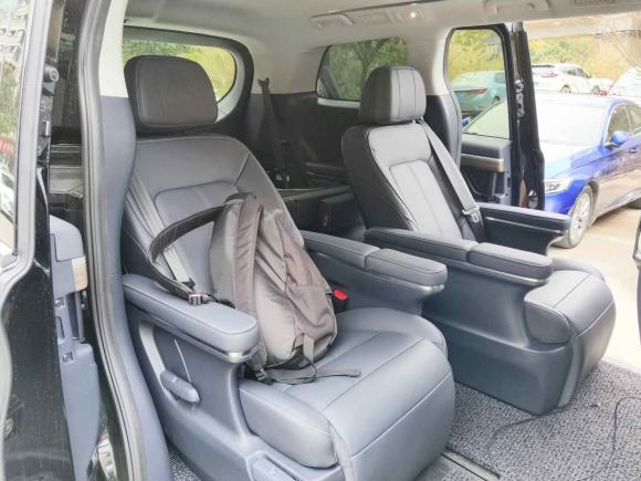 [广州·粤A] 二手广汽传祺传祺M82023款 领秀系列 390T 尊贵版