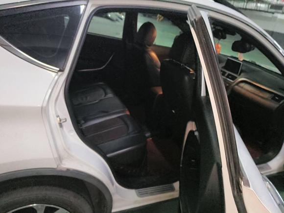 [杭州·浙A] 二手奔腾奔腾X802017款 1.8T 自动运动型