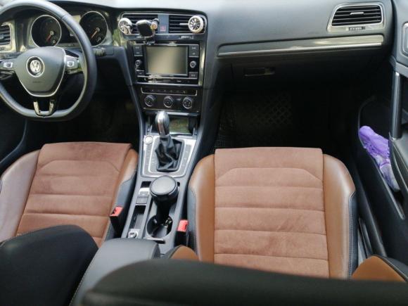 [上海·皖D] 二手大众高尔夫2018款  230TSI 自动豪华型