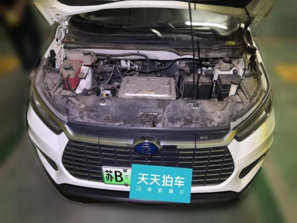 [无锡·苏B] 二手比亚迪元新能源2018款 EV360 智联悦酷型