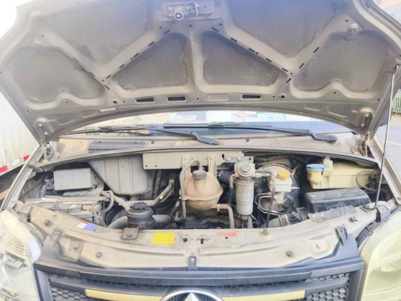 [嘉兴·浙F] 二手上汽大通MAXUS新途V802015款 2.5T AMT傲运通版短轴中顶