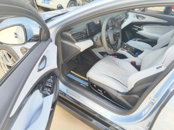 [深圳·粤B] 二手比亚迪海豹2022款 700km 长续航后驱版