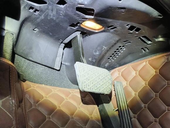 [台州·鲁V] 二手奔驰奔驰E级2015款 E 260 L 运动时尚型