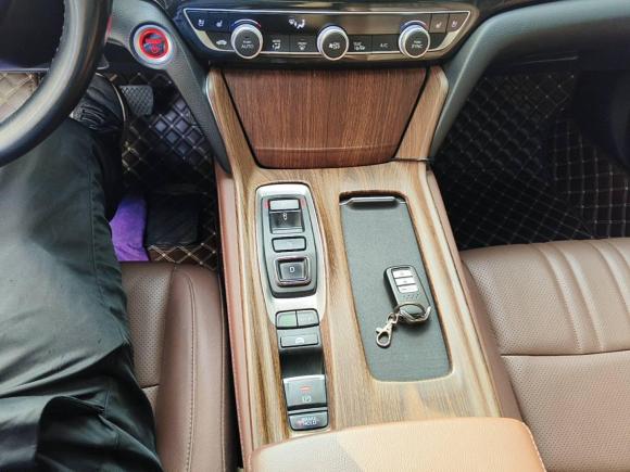 [青岛·鲁U] 二手本田英仕派2019款 锐·混动 2.0L 净尚版 国VI