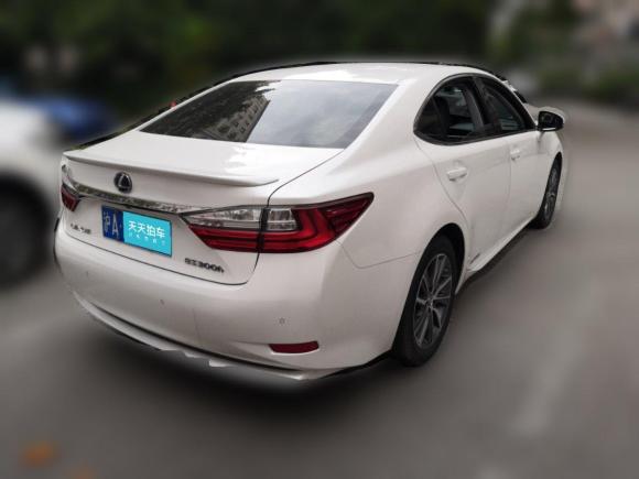 [上海·沪A] 二手雷克萨斯雷克萨斯ES2015款 300h 舒适版