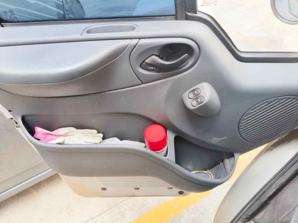 [无锡·苏B] 二手福特新世代全顺2016款 2.2T短轴6座中顶多功能车