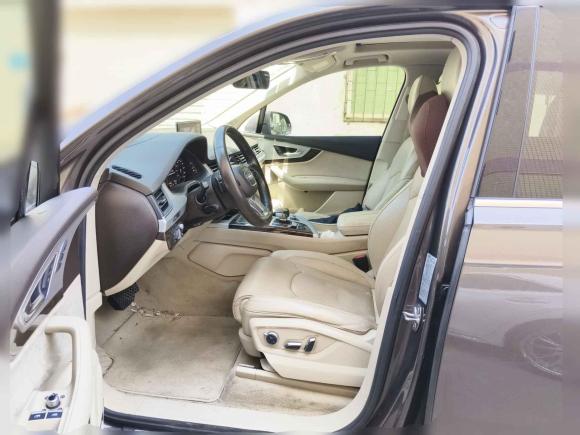 [深圳·粤B] 二手奥迪奥迪Q72016款 40 TFSI S line运动型