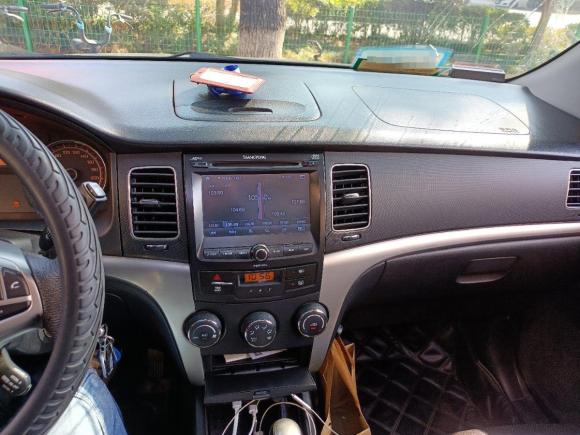 [武汉·鄂A] 二手双龙柯兰多2011款 2.0T 柴油两驱自动豪华导航版