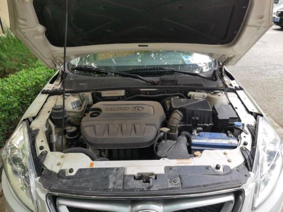 [济南·鲁A] 二手北汽绅宝绅宝D502014款 1.5L CVT标准版