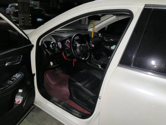 [西安·陕A] 二手名爵名爵HS2018款 20T 自动两驱荷尔蒙劲取版 国V