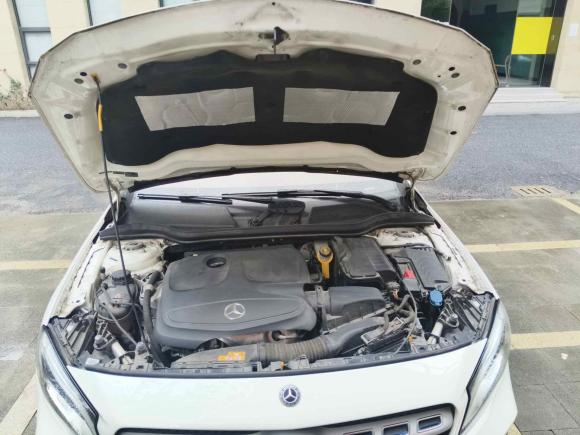 [杭州·浙A] 二手奔驰奔驰GLA2018款 GLA 200 时尚型