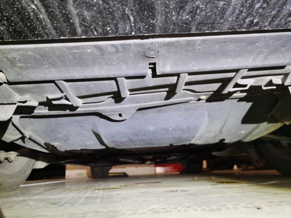 [上海·沪A] 二手雪铁龙雪铁龙C52012款 2.3L 自动尊贵型