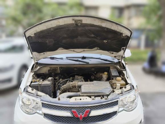 [上海·甘N] 二手五菱汽车五菱宏光2014款 1.5L S标准型