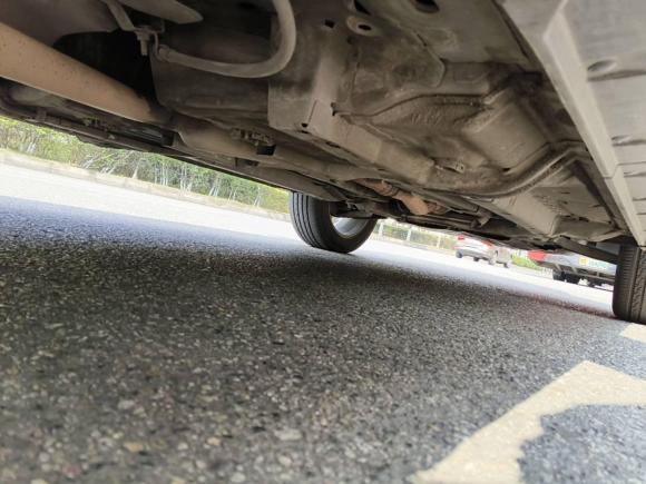 [成都·川A] 二手Jeep指南者2012款 2.0L 两驱豪华版