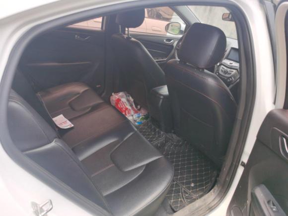 [嘉兴·浙F] 二手奇瑞艾瑞泽52017款 1.5L 手动精英版