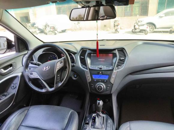 [深圳·粤B] 二手现代胜达2013款 2.4L 自动四驱尊贵型