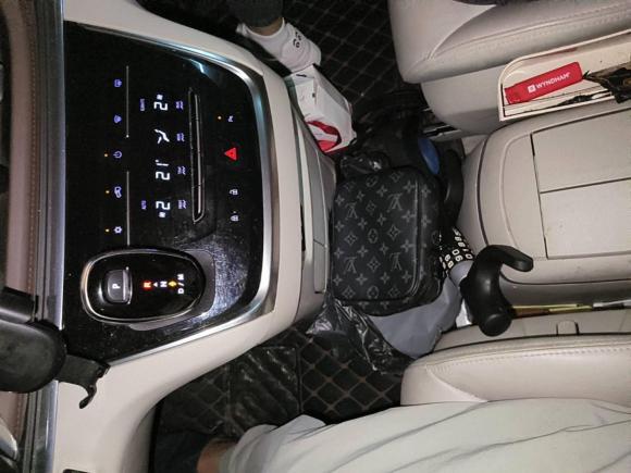 [杭州·浙F] 二手别克别克GL82020款 陆上公务舱 652T 豪华型