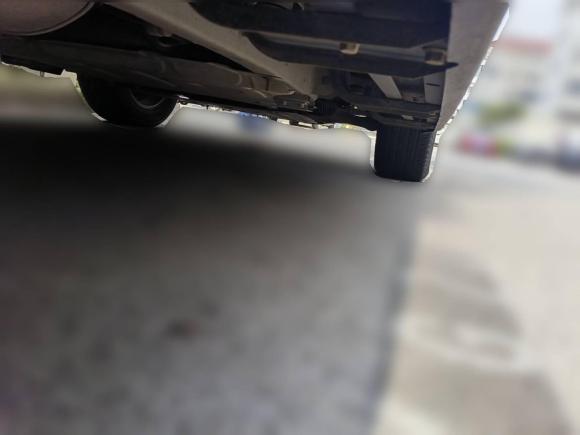 [上海·沪C] 二手荣威荣威W52014款 1.8T 4WD 自动豪域特装版