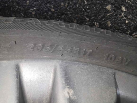 [西安·陕A] 二手现代胜达2015款 2.4L 自动两驱舒适型 5座