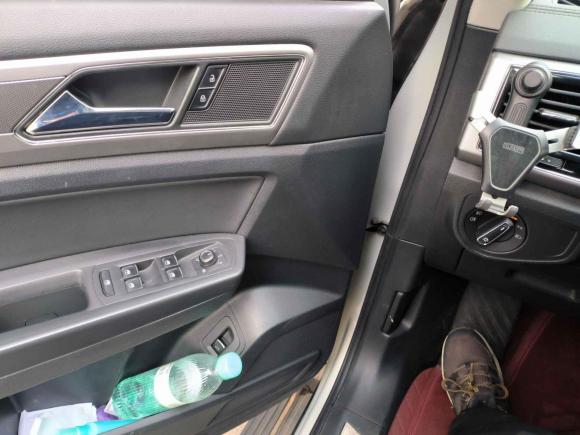 [上海·沪E] 二手大众途昂2017款 530 V6 四驱豪华版