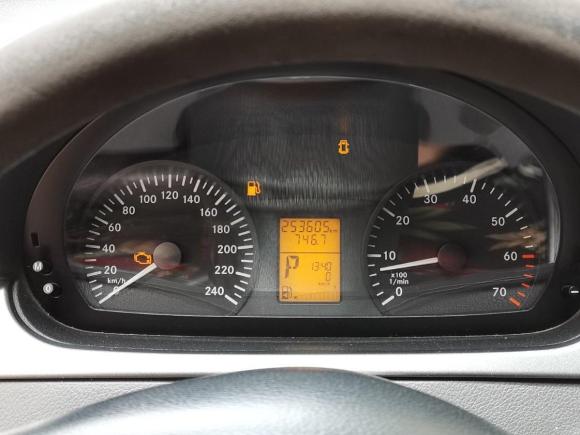 [金华·浙G] 二手奔驰威霆2010款 2.5L 精英版