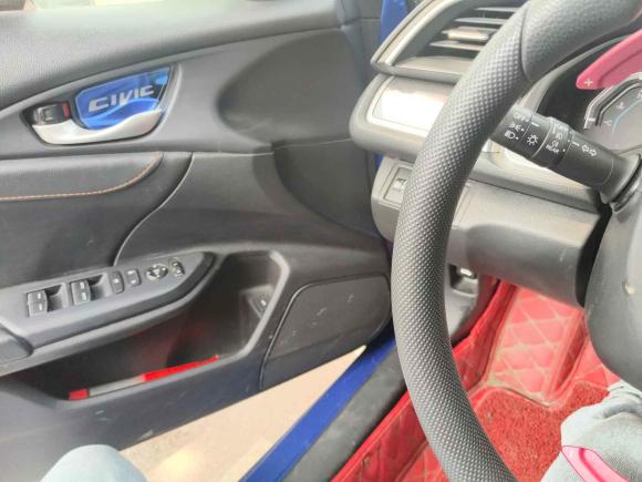 [济南·鲁A] 二手本田思域2016款 220TURBO CVT豪华版