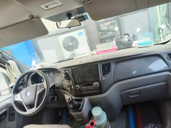 [常州·苏D] 二手福田图雅诺2019款 2.5T 多功能加长轴中顶5-7座4J25TC3