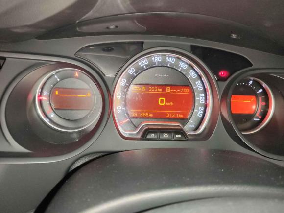 [南通·苏F] 二手雪铁龙雪铁龙C52011款 2.0L 手动舒适型