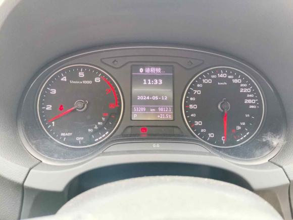 [芜湖·皖B] 二手奥迪奥迪A32018款 30周年年型 Limousine 35 TFSI 风尚型