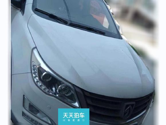宝骏宝骏5602016款 1.5T 手动豪华型「武汉二手车」「天天拍车」