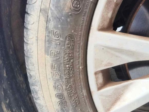 [深圳·粤C] 二手宝骏宝骏7302016款 1.5T 手动豪华型 7座