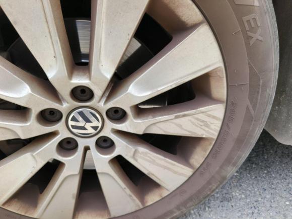 [上海·沪A] 二手大众朗逸2013款 改款 1.4TSI 手动舒适版