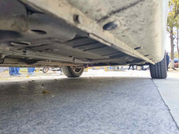 [苏州·苏E] 二手荣威荣威3502014款 1.5L 自动迅悦版