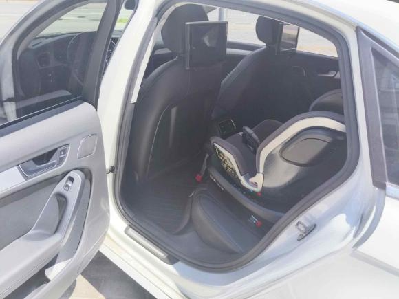 [深圳·粤B] 二手奥迪奥迪A4L2015款 35 TFSI 自动标准型