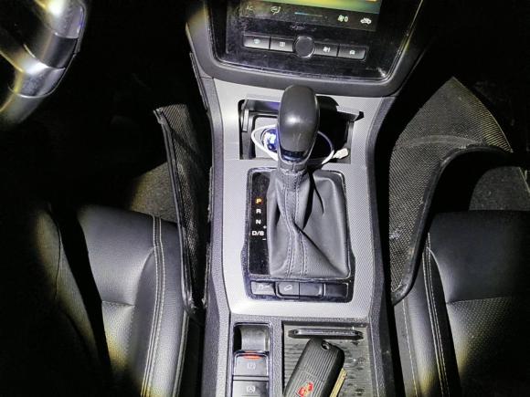 [成都·川A] 二手荣威荣威RX52020款 20T 自动4G互联百万款