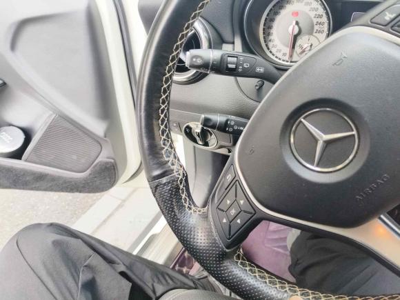 [杭州·浙A] 二手奔驰奔驰GLA2015款 GLA 220 4MATIC 时尚型