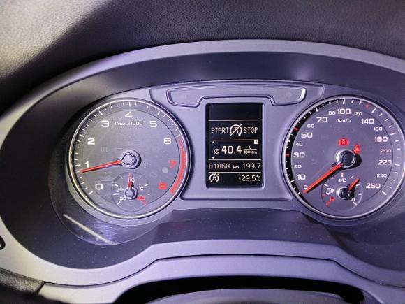 [深圳·粤B] 二手奥迪奥迪Q32018款 30周年年型 30 TFSI 时尚型