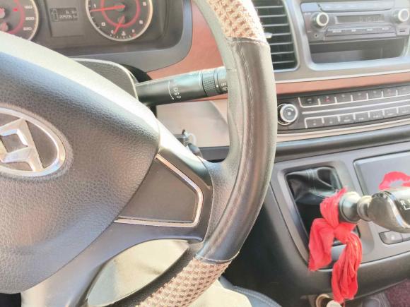 [南昌·赣A] 二手上汽大通MAXUS大通G102016款 1.9T 手动精英版 柴油 国V