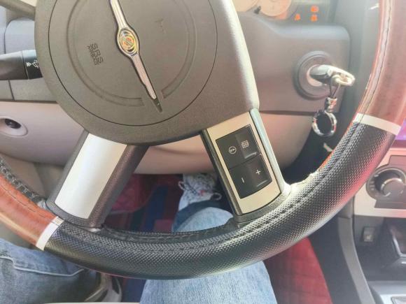 [苏州·苏E] 二手克莱斯勒克莱斯勒300C2006款 3.5L 豪华领航版