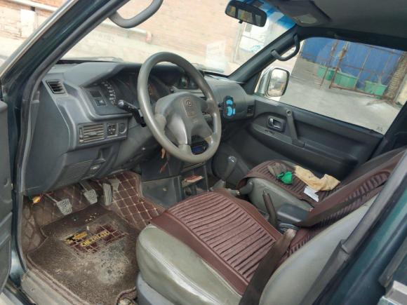 [济南·鲁A] 二手猎豹汽车黑金刚2009款 2.4L 手动四驱