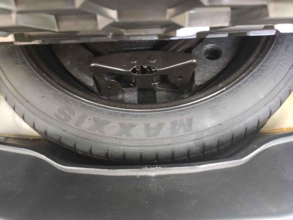 [杭州·浙A] 二手凯迪拉克凯迪拉克XT62020款 28T 七座四驱豪华型