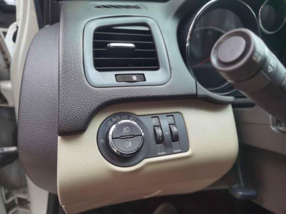 [深圳·粤S] 二手别克君威2015款 2.0L 领先时尚型