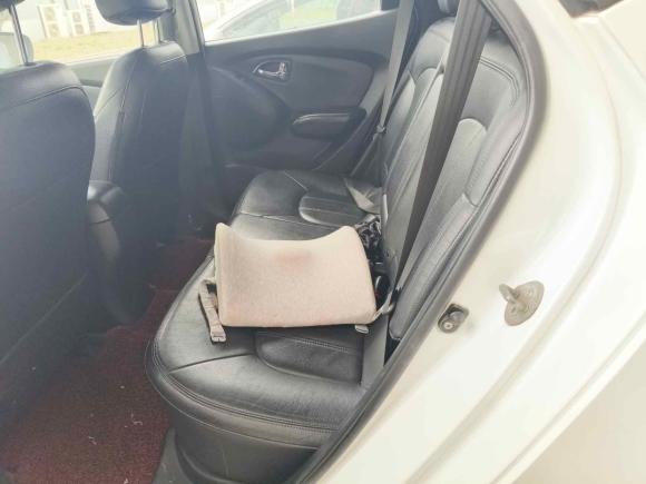 [湖州·苏J] 二手现代北京现代ix352010款 2.0L 自动两驱精英版GLS