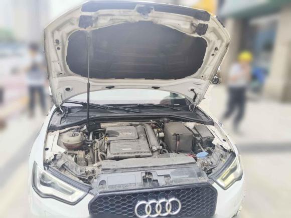 [南昌·赣A] 二手奥迪奥迪A32016款 Sportback 35 TFSI 特别版