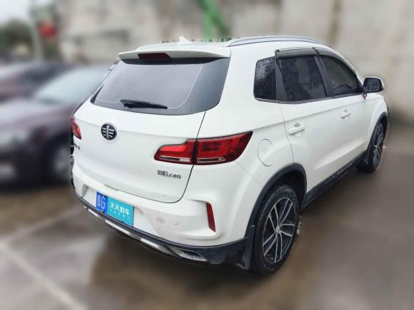 [义乌·贵G] 二手奔腾奔腾X402017款 1.6L 手动尊享型