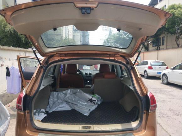 [上海·苏M] 二手日产逍客2011款 2.0XL 火 6MT 2WD