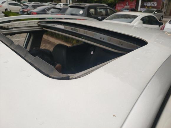 [无锡·苏B] 二手启辰启辰T902017款 2.0L CVT智尚版