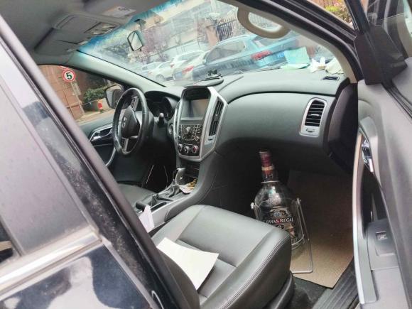 [上海·沪A] 二手江铃驭胜S3502013款 2.4T 自动两驱柴油豪华版5座